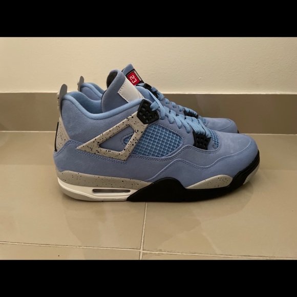 Jordan 4 University Blue main image 4